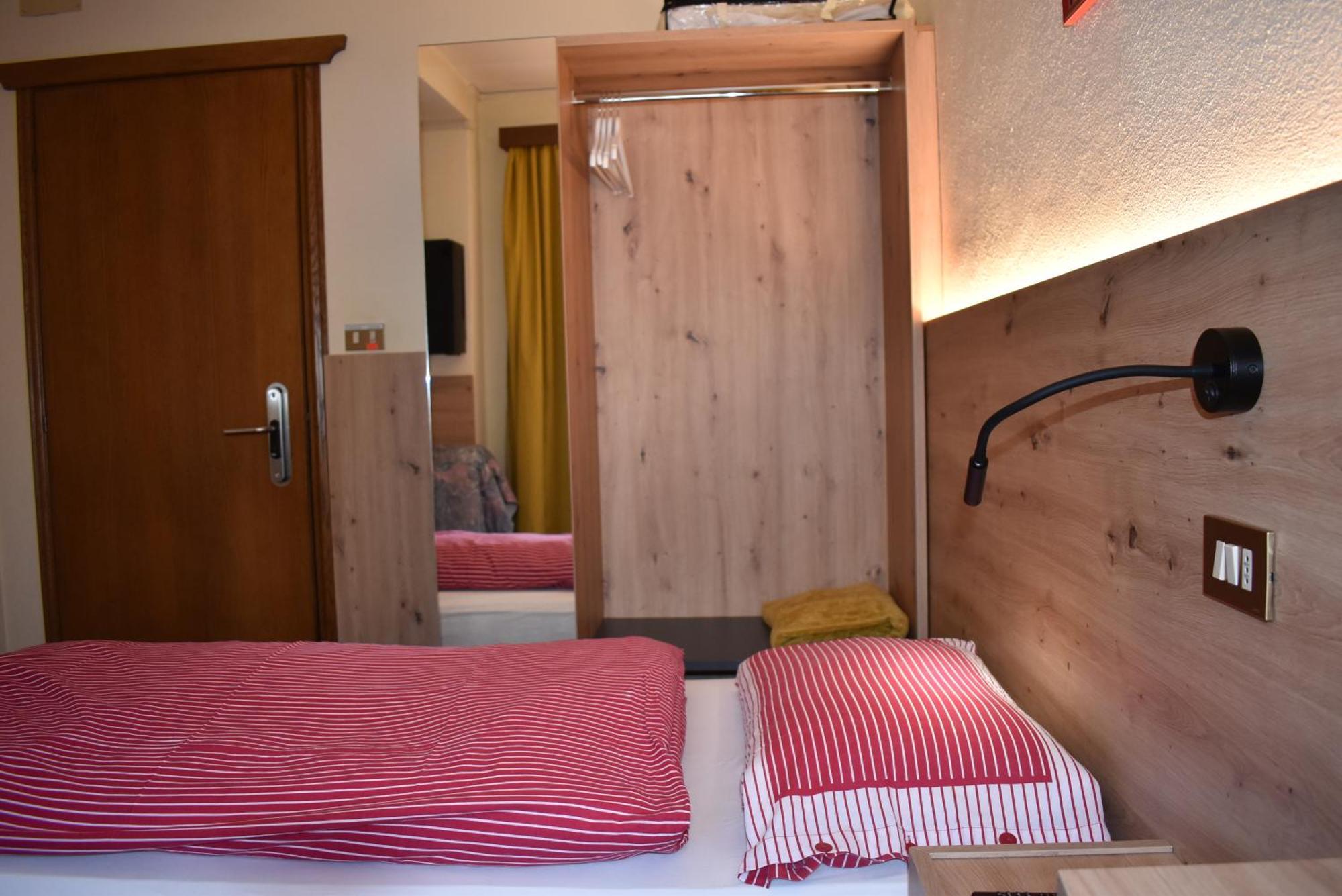 Albergo Pensione Sport Arabba Bagian luar foto